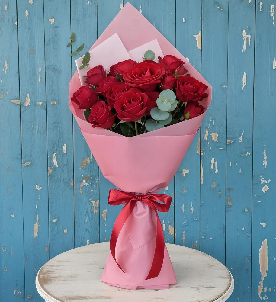 Букет цветов из: Розы в Отрадном Воронежской области