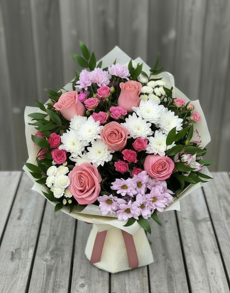 Букет цветов из: Альстромерии, Гвоздики, Розы и Хризантемы в Отрадном Воронежской области