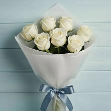 Букет 7 Белых роз Эдлесс Лав в Отрадном Воронежской области