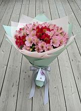 Букет цветов из:  Альстромерии в Отрадном Воронежской области