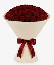 Букет 101 Бордовая роза Блэк Бакарра в Отрадном Воронежской области