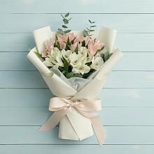 Букет цветов из:  Альстромерии в Отрадном Воронежской области