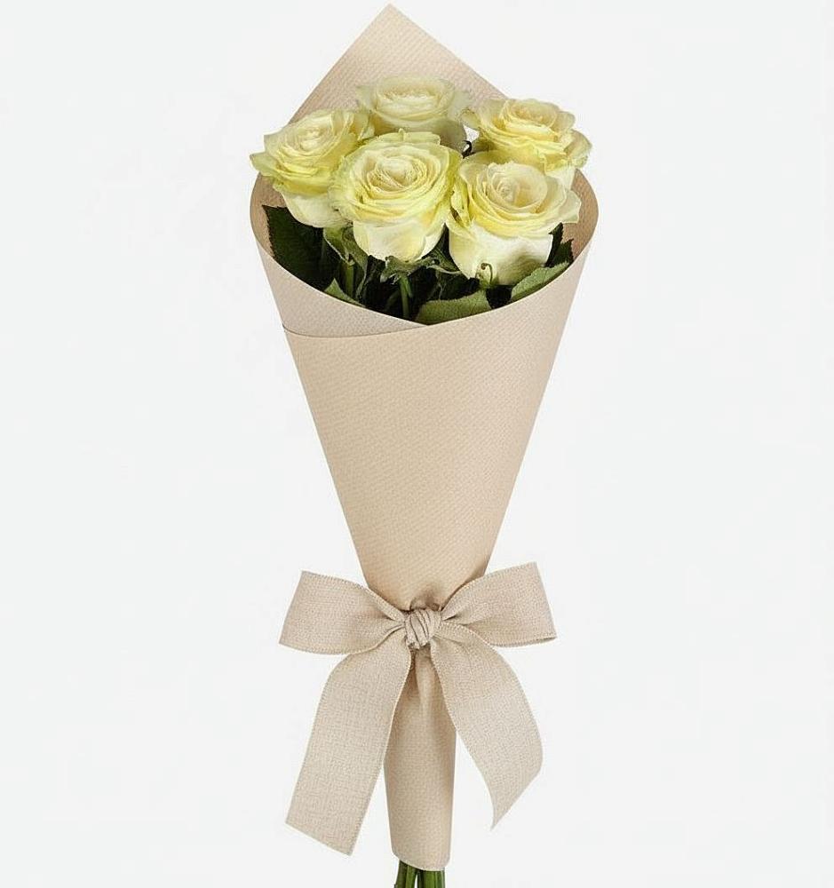 Букет цветов из: Розы в Отрадном Воронежской области