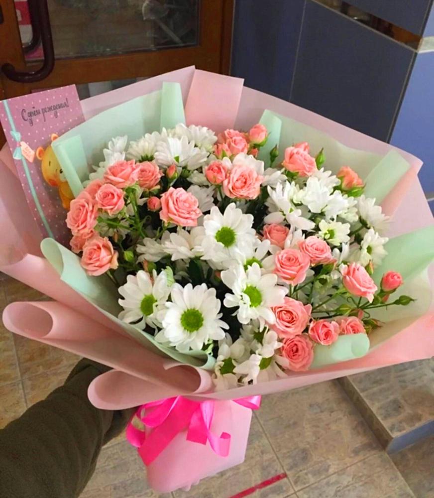 Букет цветов из: Розы и Хризантемы в Отрадном Воронежской области