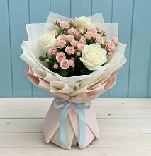 Букет цветов из:  Розы в Отрадном Воронежской области