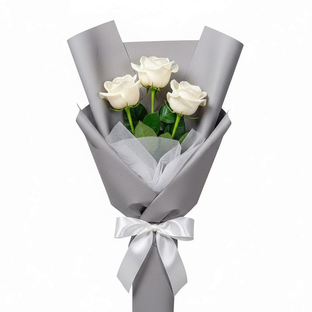 Букет 3 белые розы в Отрадном Воронежской области
