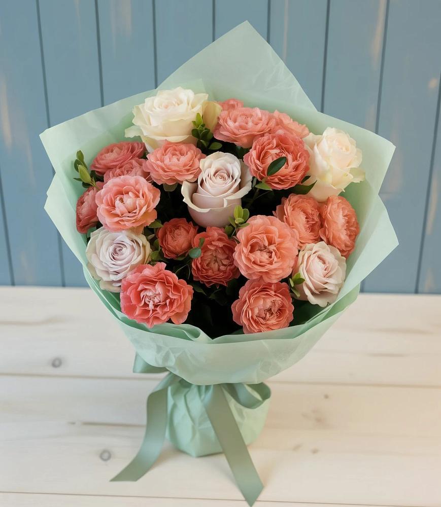 Букет цветов из: Розы в Отрадном Воронежской области