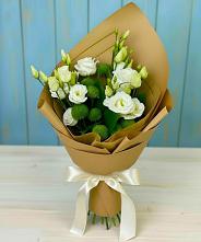 Букет цветов из:  Хризантемы и Лизиантусы #REPLACE_PRED# Отрадном Воронежской области