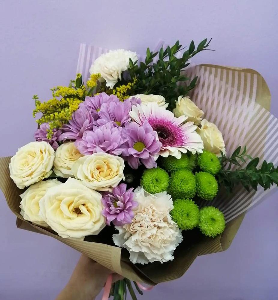 Букет цветов из: Хризантемы, Розы, Гвоздики и Герберы в Отрадном Воронежской области