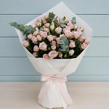 Букет цветов из:  Розы в Отрадном Воронежской области