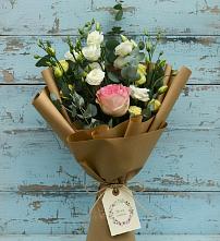 Букет цветов из:  Розы и Лизиантусы #REPLACE_PRED# Отрадном Воронежской области